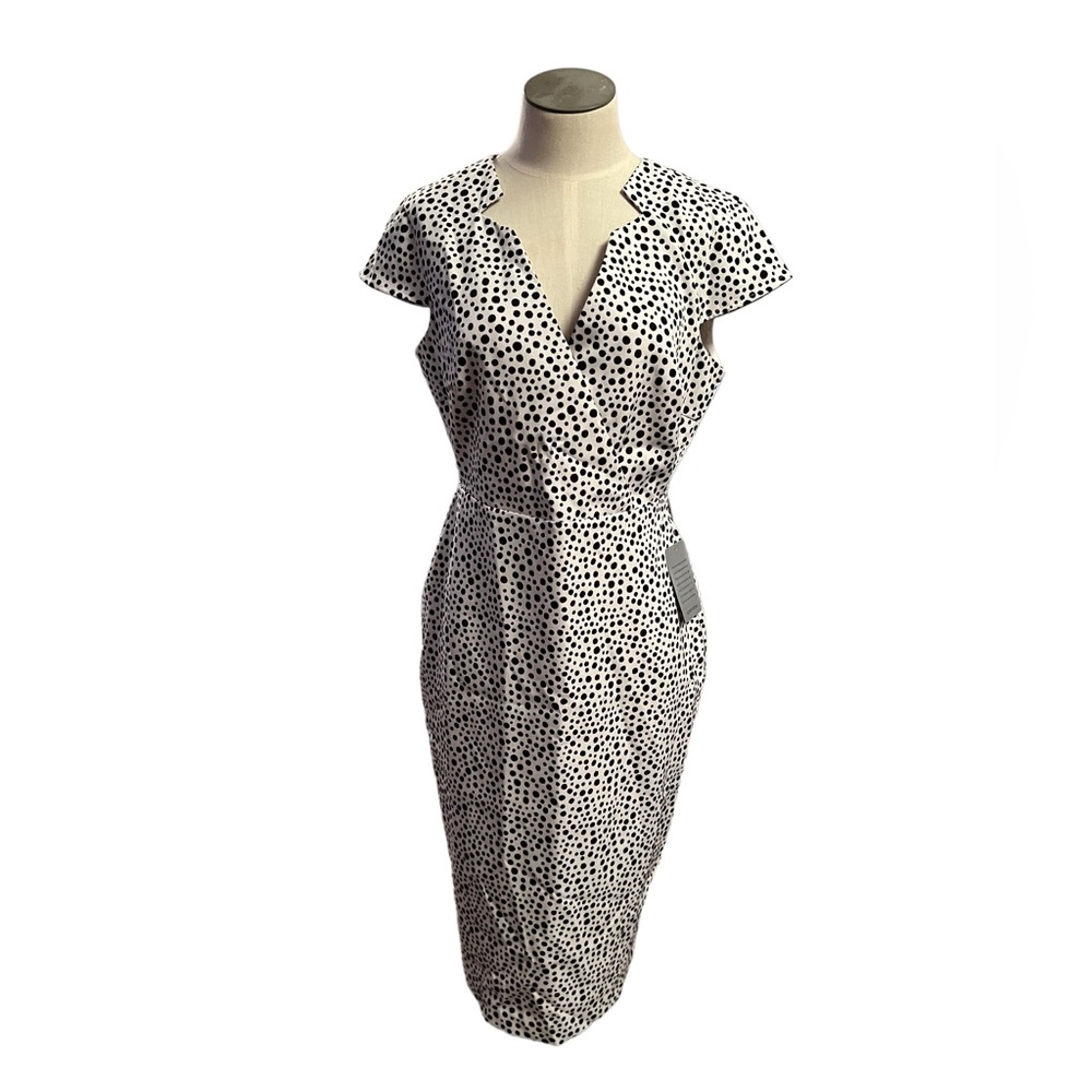 Brand new Alexia Admor Women’s white polka dot dress - size 8